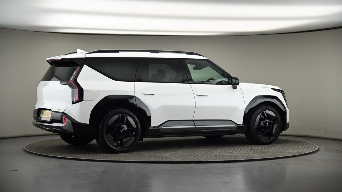 More views of Kia EV9