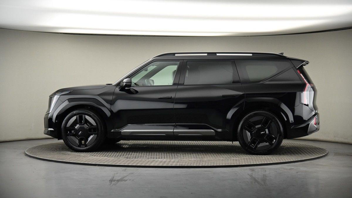 More views of Kia EV9