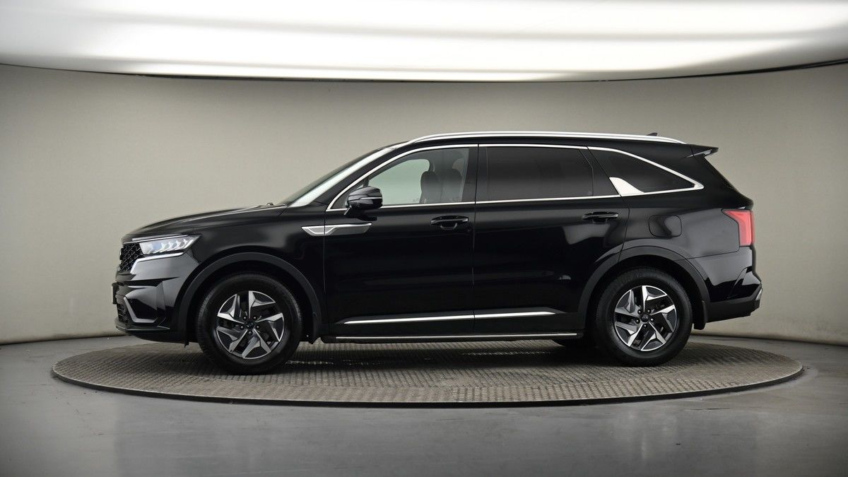More views of Kia Sorento