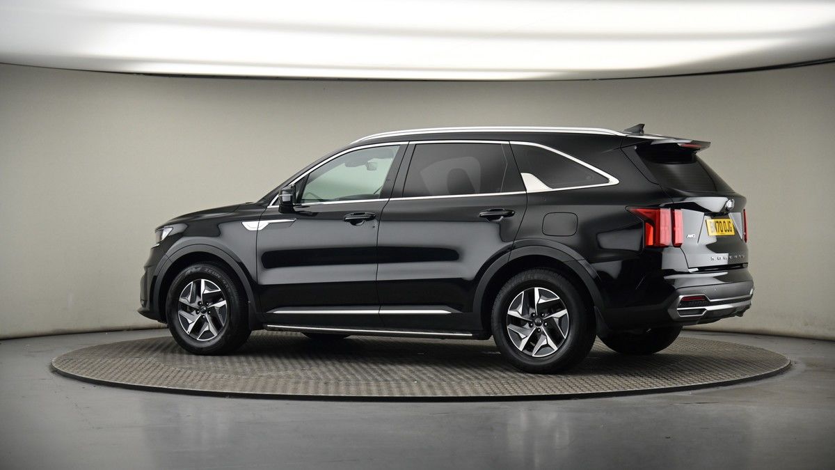 More views of Kia Sorento