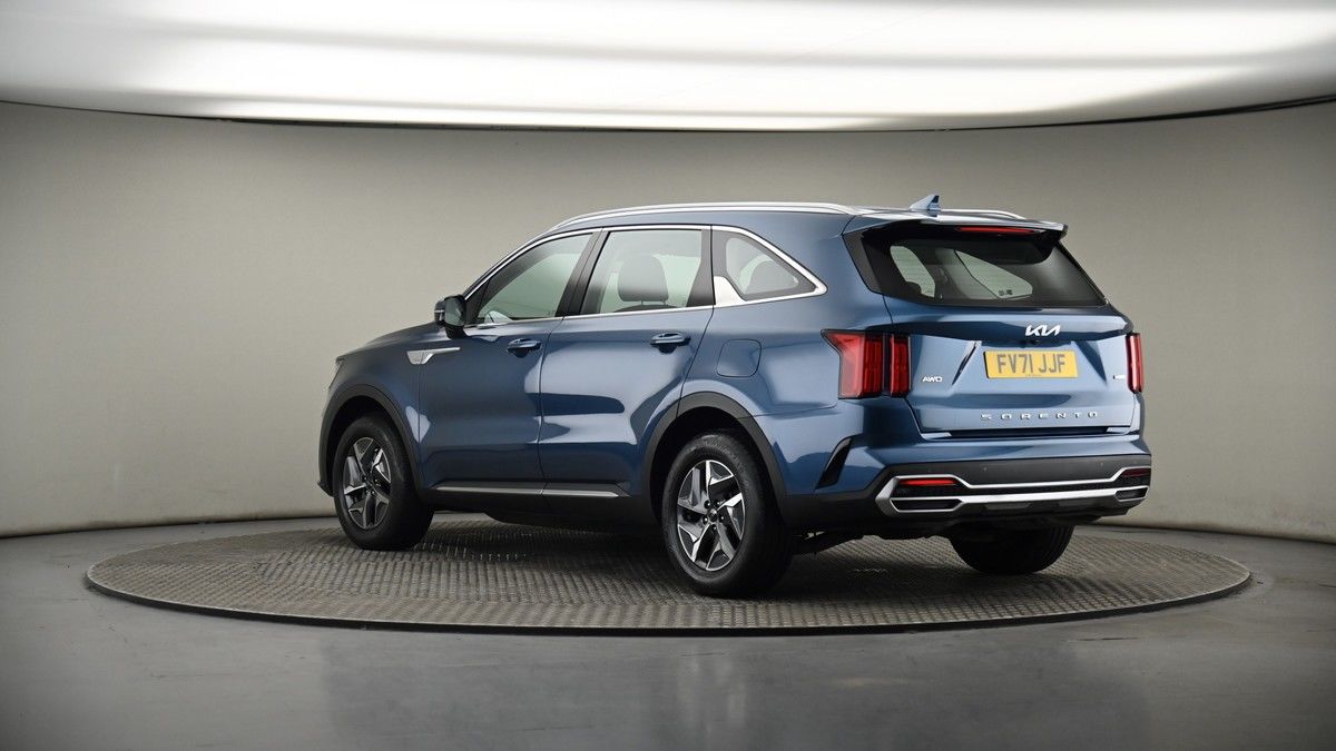 More views of Kia Sorento