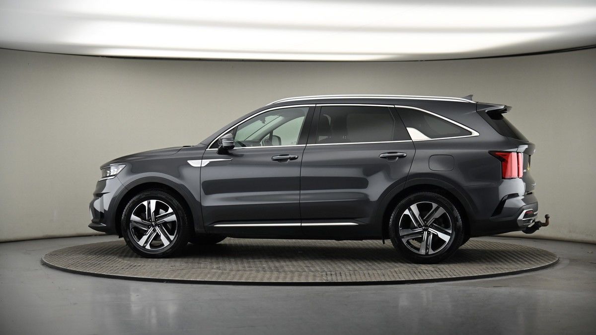 More views of Kia Sorento
