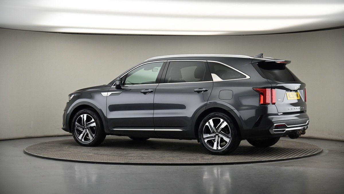 More views of Kia Sorento