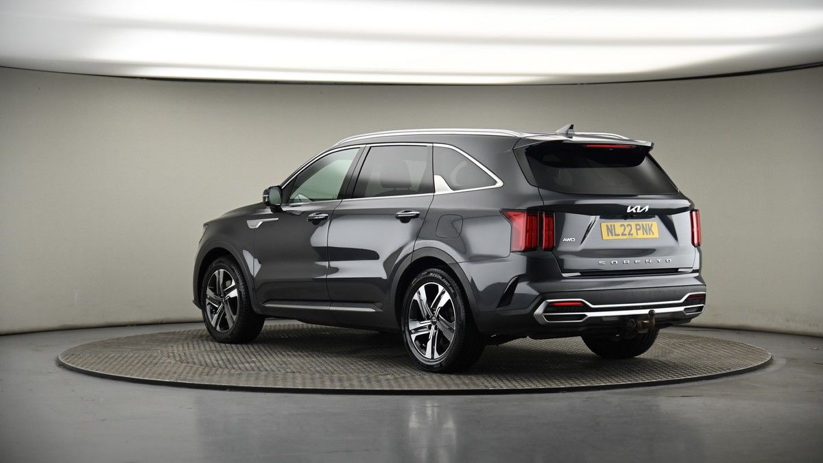 More views of Kia Sorento