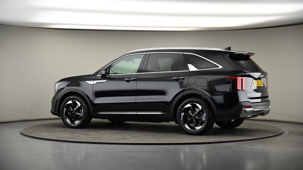 More views of Kia Sorento