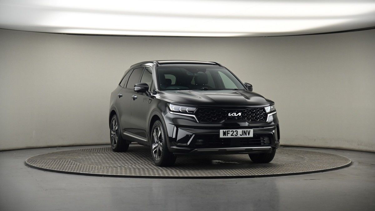 More views of Kia Sorento