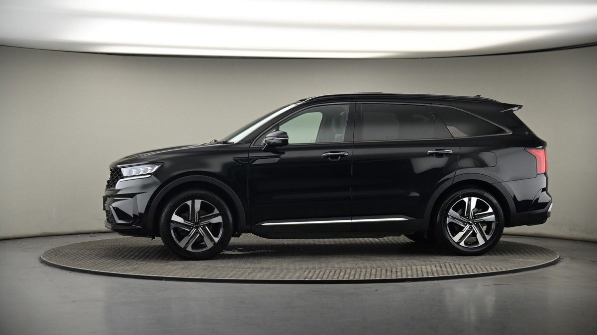 More views of Kia Sorento