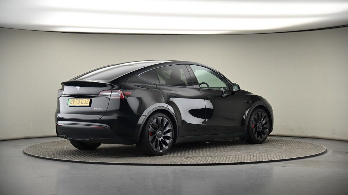 Tesla Model Y Image 7