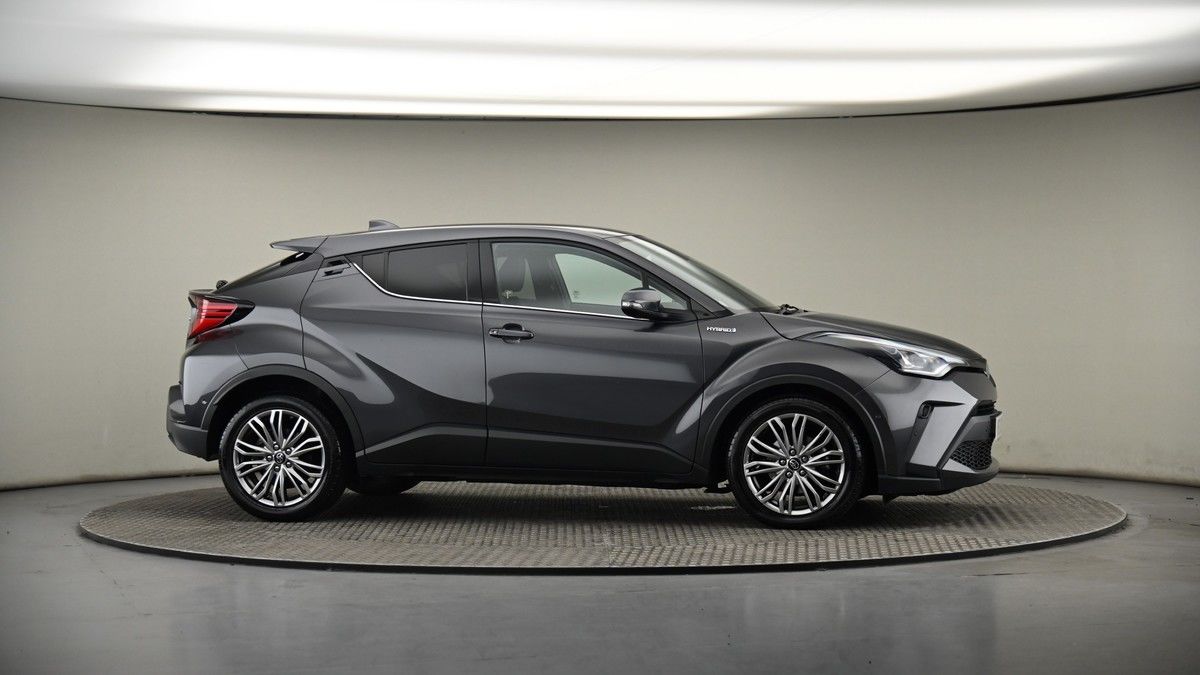 More views of Toyota C-HR