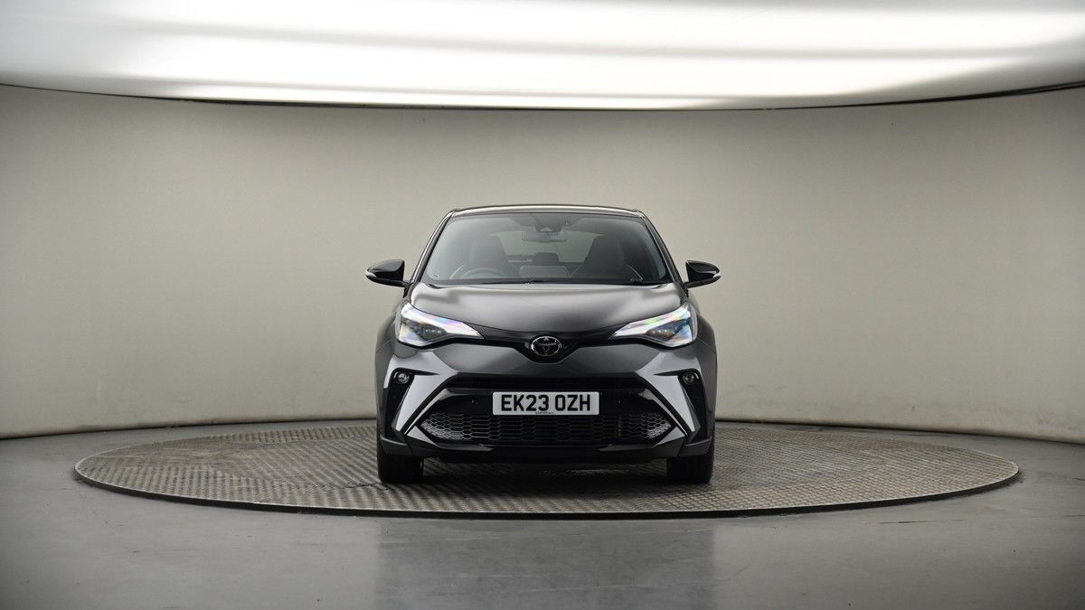 Toyota C-HR Image 17