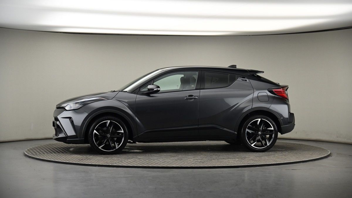 More views of Toyota C-HR