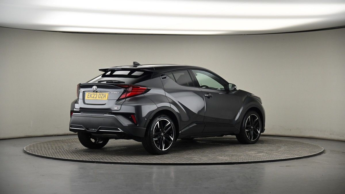 Toyota C-HR Image 6