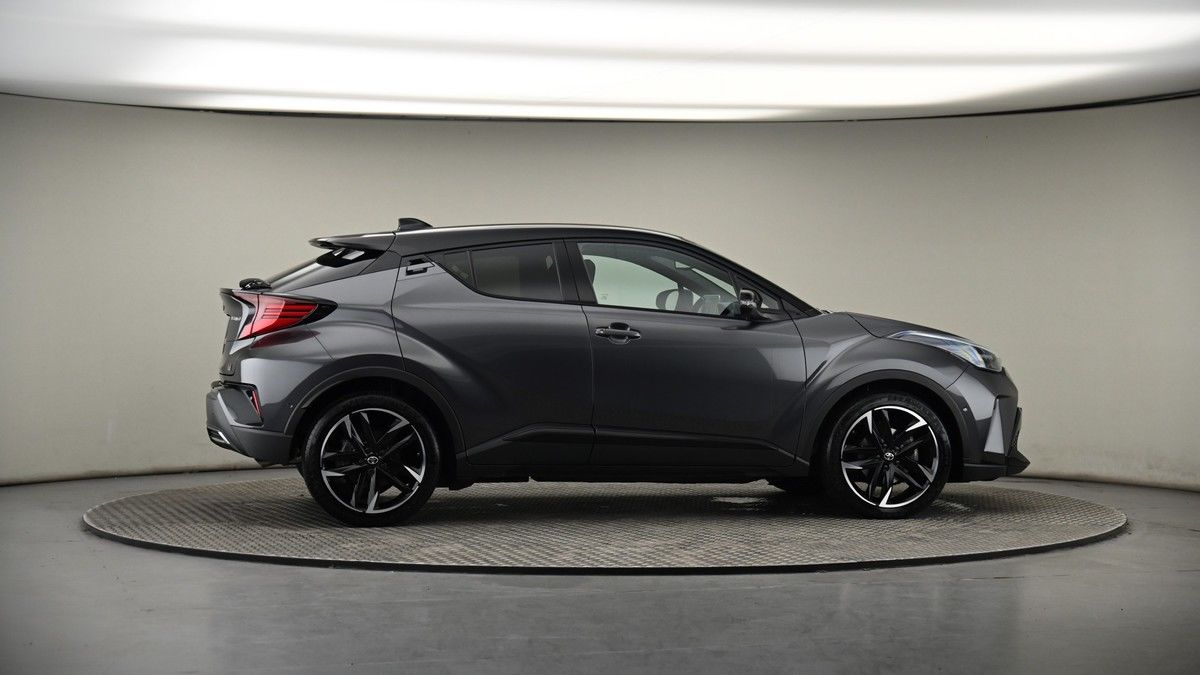 More views of Toyota C-HR