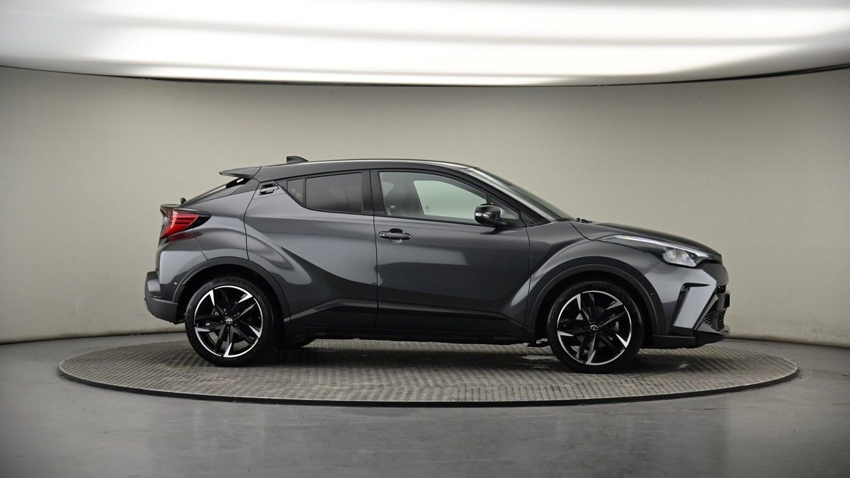 More views of Toyota C-HR