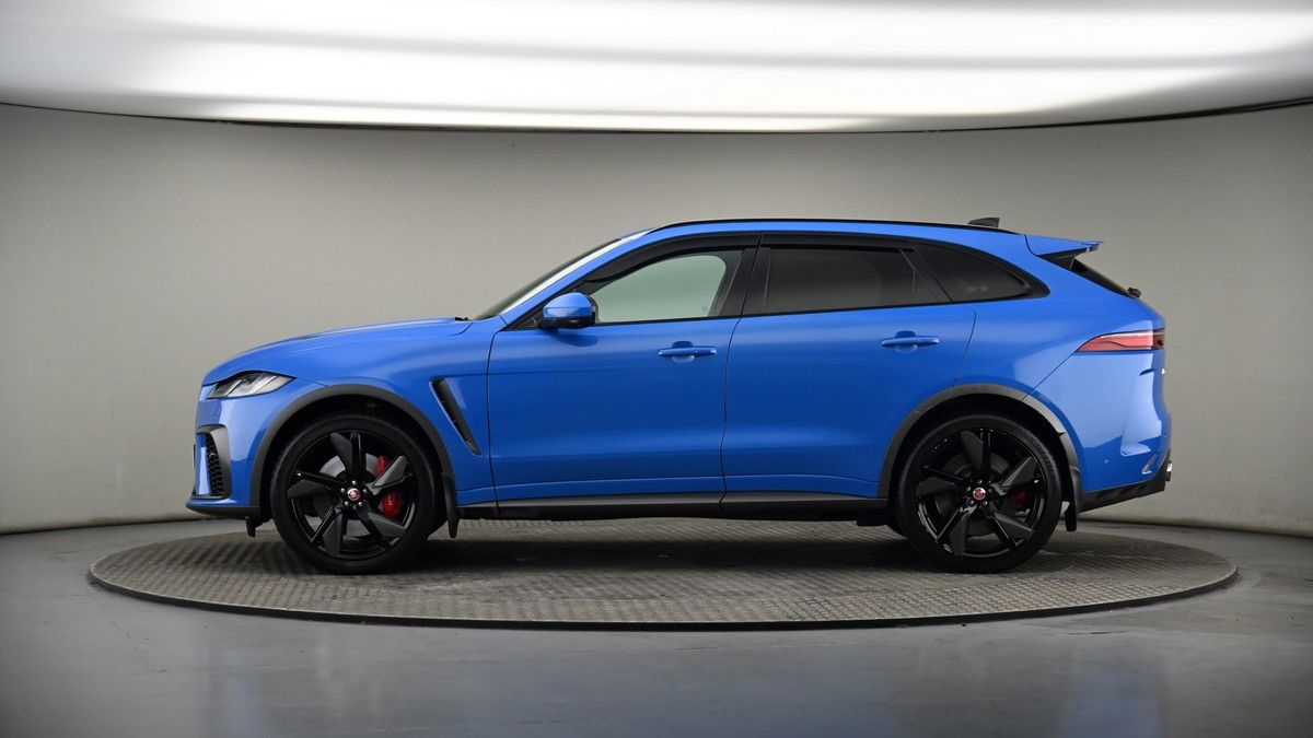 Jaguar F-PACE Image 19
