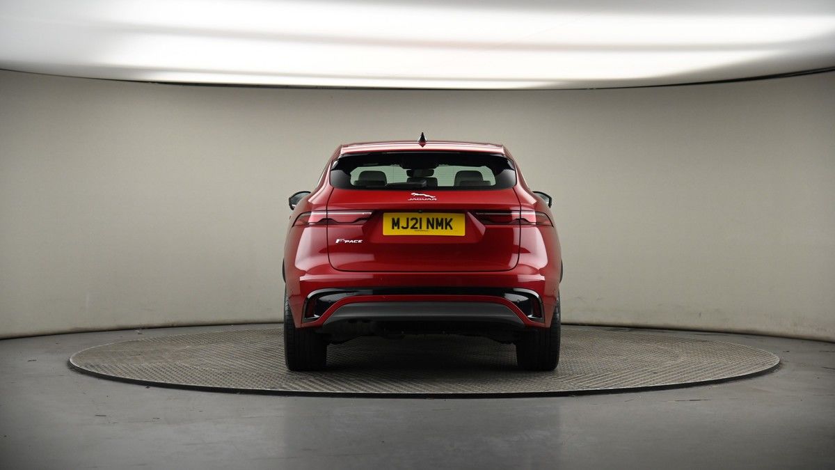 Jaguar F-PACE Image 16