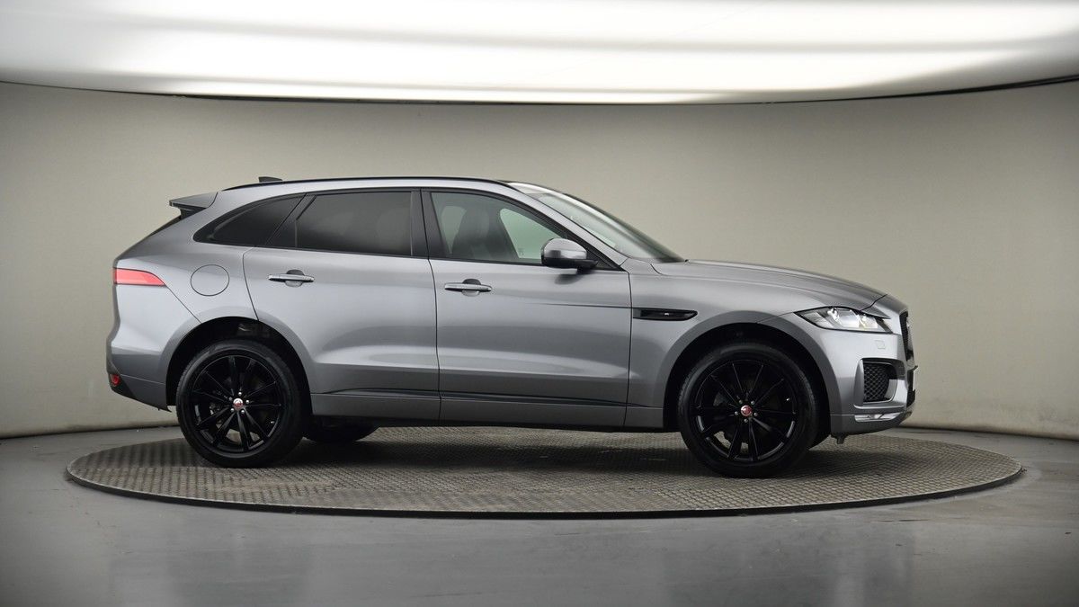 More views of Jaguar F-PACE