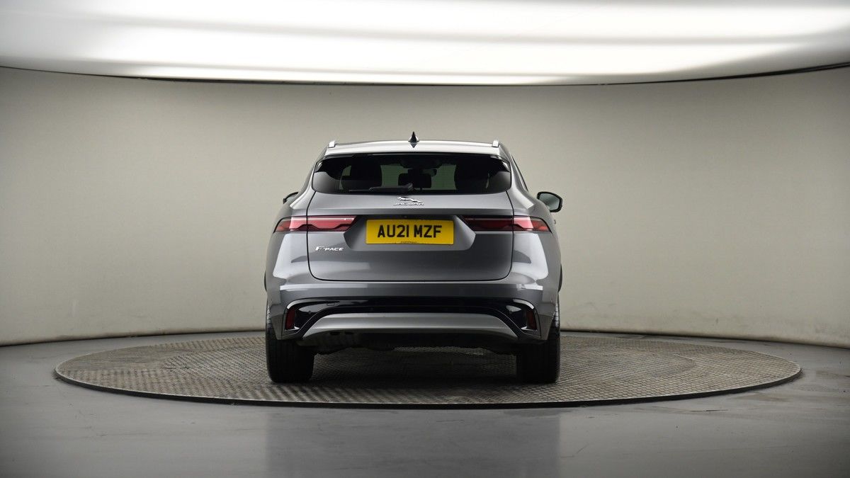 Jaguar F-PACE Image 33