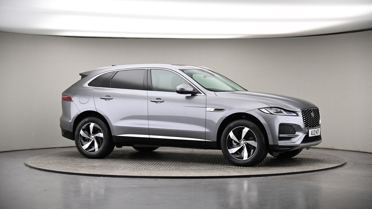 Jaguar F-PACE Image 12