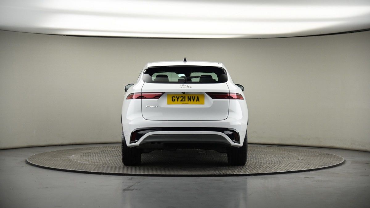 Jaguar F-PACE Image 16