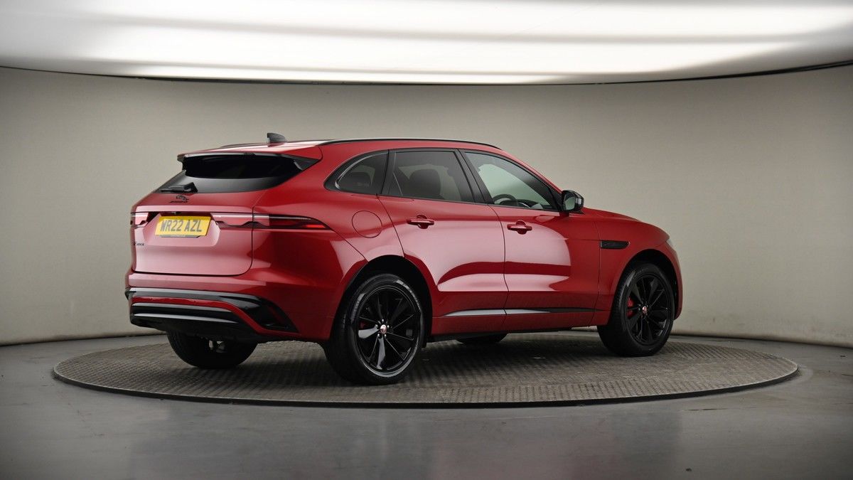 Jaguar F-PACE Image 7
