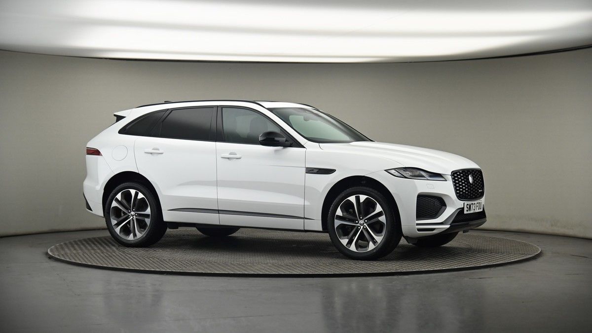 Jaguar F-PACE Image 6