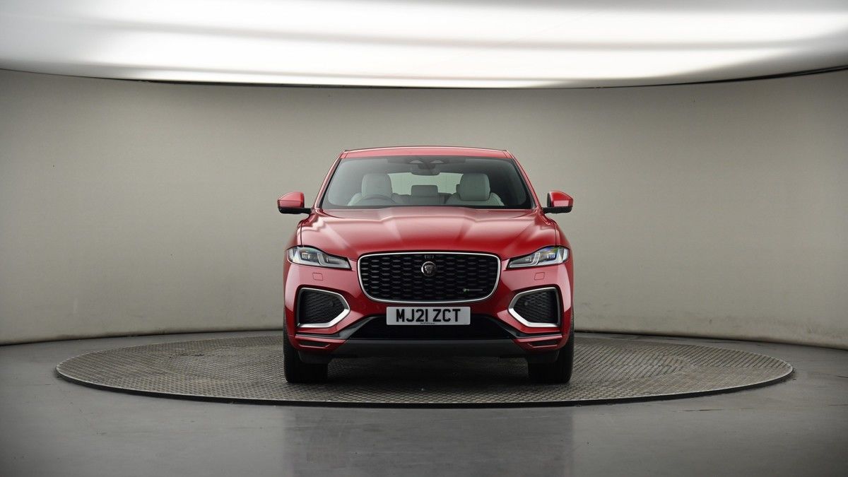 Jaguar F-PACE Image 17