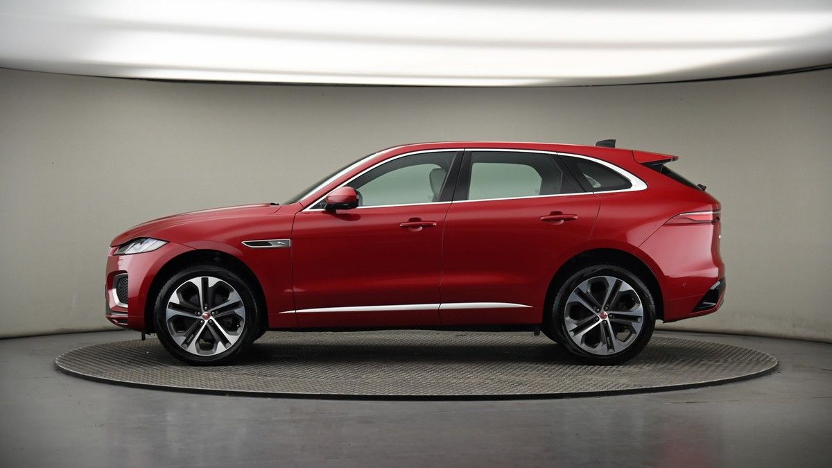 Jaguar F-PACE Image 18