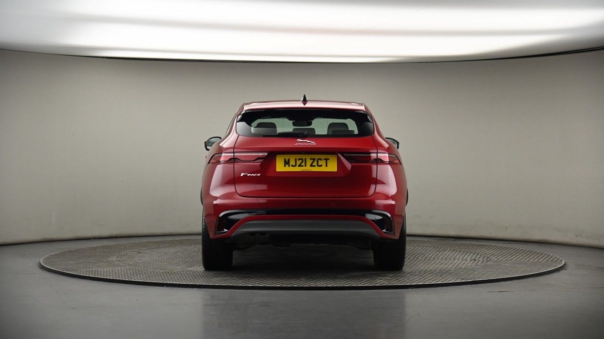 Jaguar F-PACE Image 16