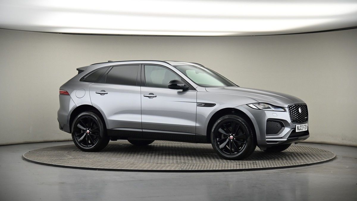 Jaguar F-PACE Image 6