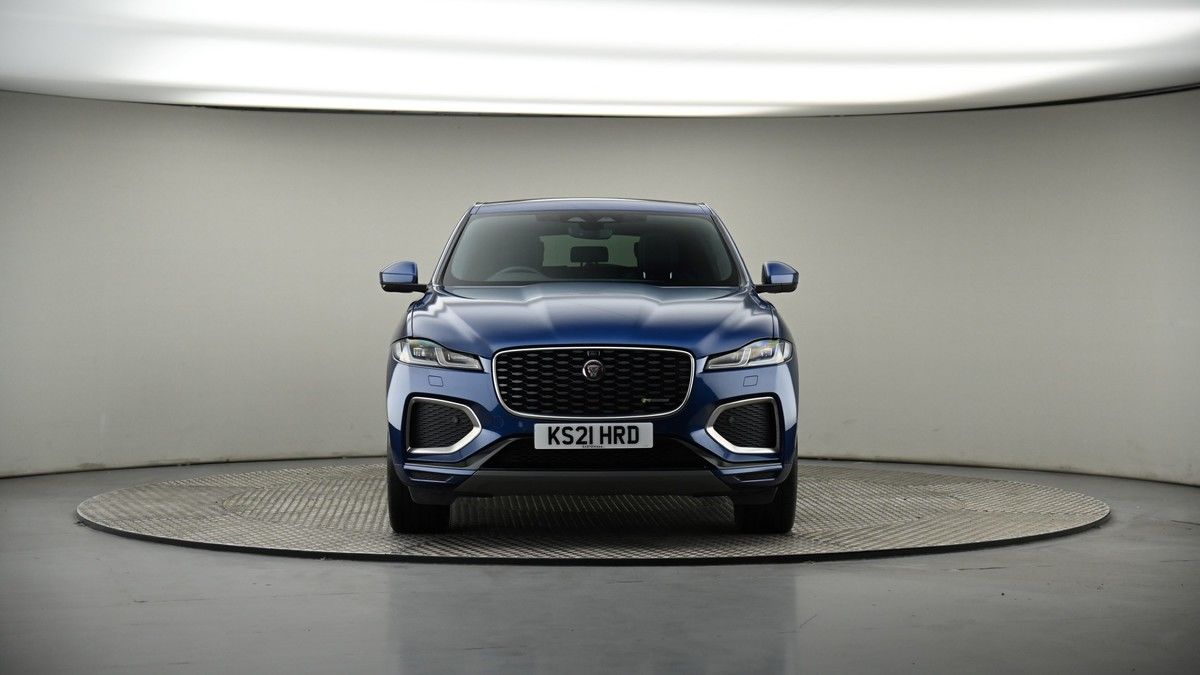 Jaguar F-PACE Image 36