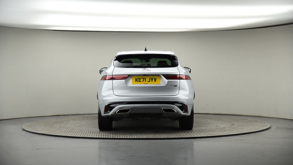 Jaguar F-PACE Image 17