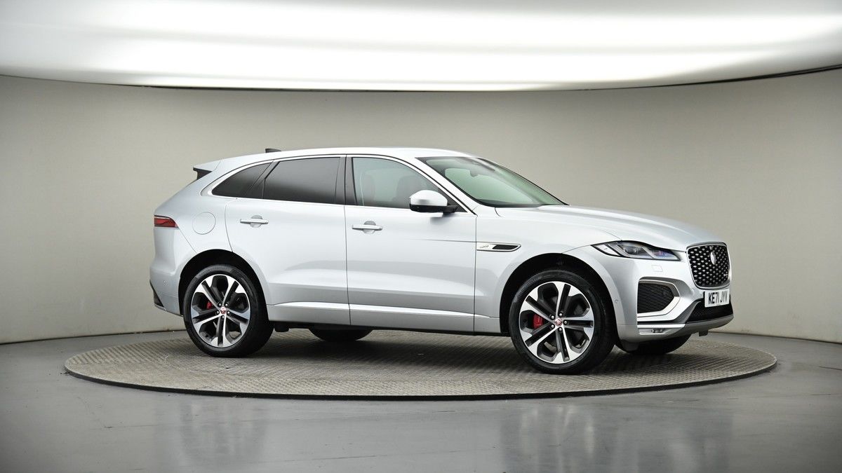 Jaguar F-PACE Image 6