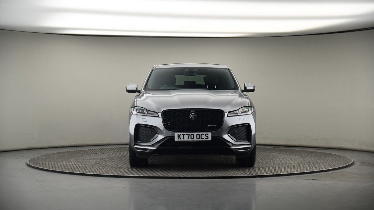 Jaguar F-PACE Image 18