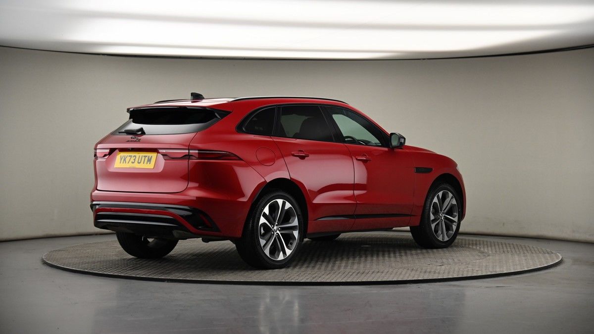 Jaguar F-PACE Image 7