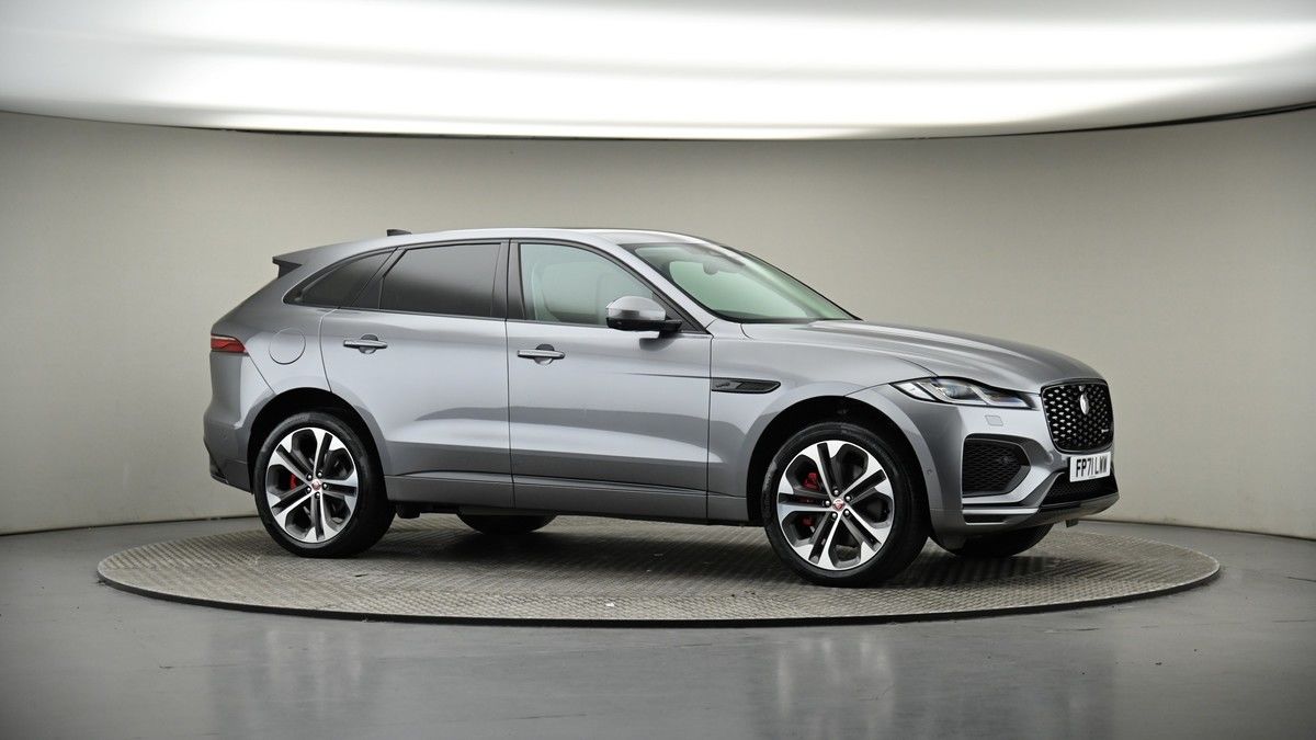 Jaguar F-PACE Image 6