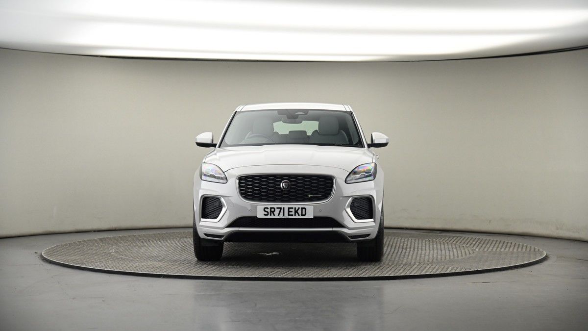 Jaguar E-PACE Image 18