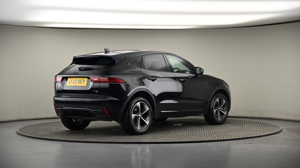 Jaguar E-PACE Image 6