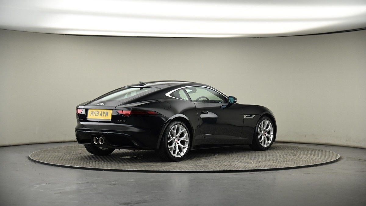 Jaguar F-Type Image 4