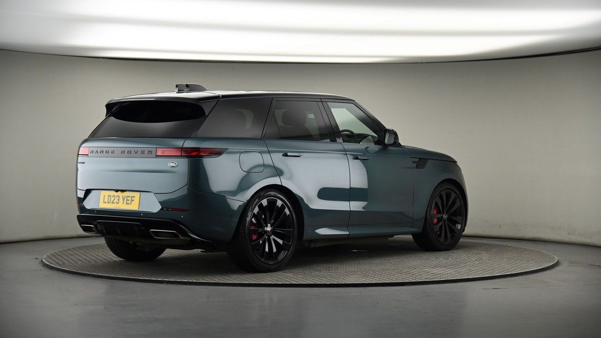 Land Rover Range Rover Sport Image 7