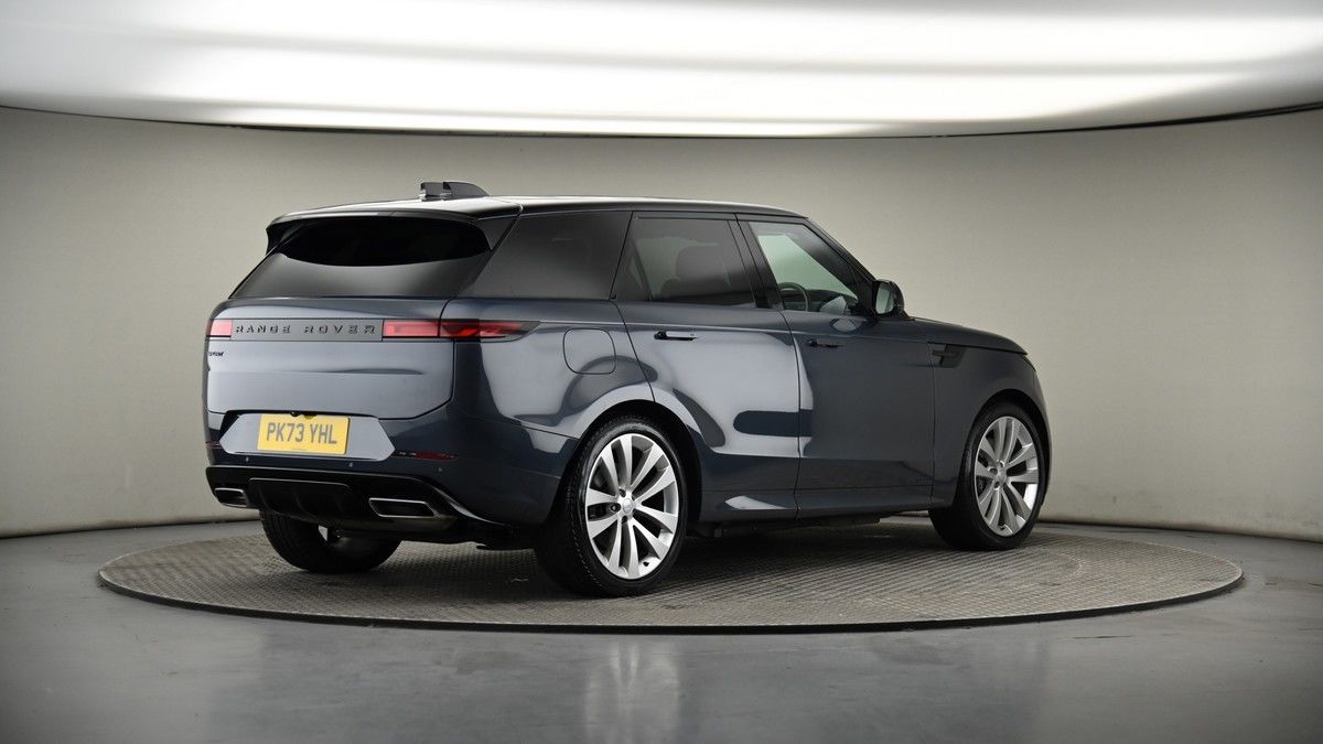 Land Rover Range Rover Sport Image 7