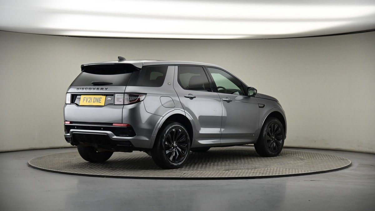 Land Rover Discovery Sport Image 7