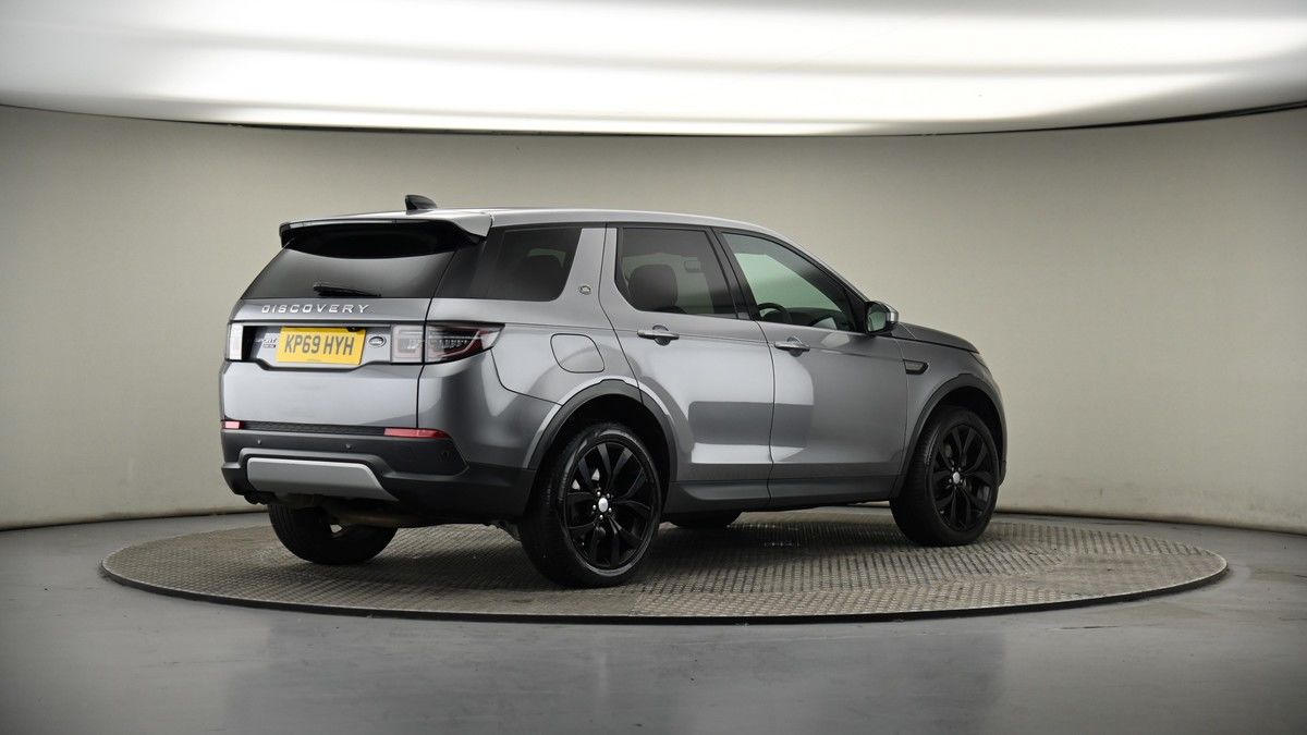 Land Rover Discovery Sport Image 14