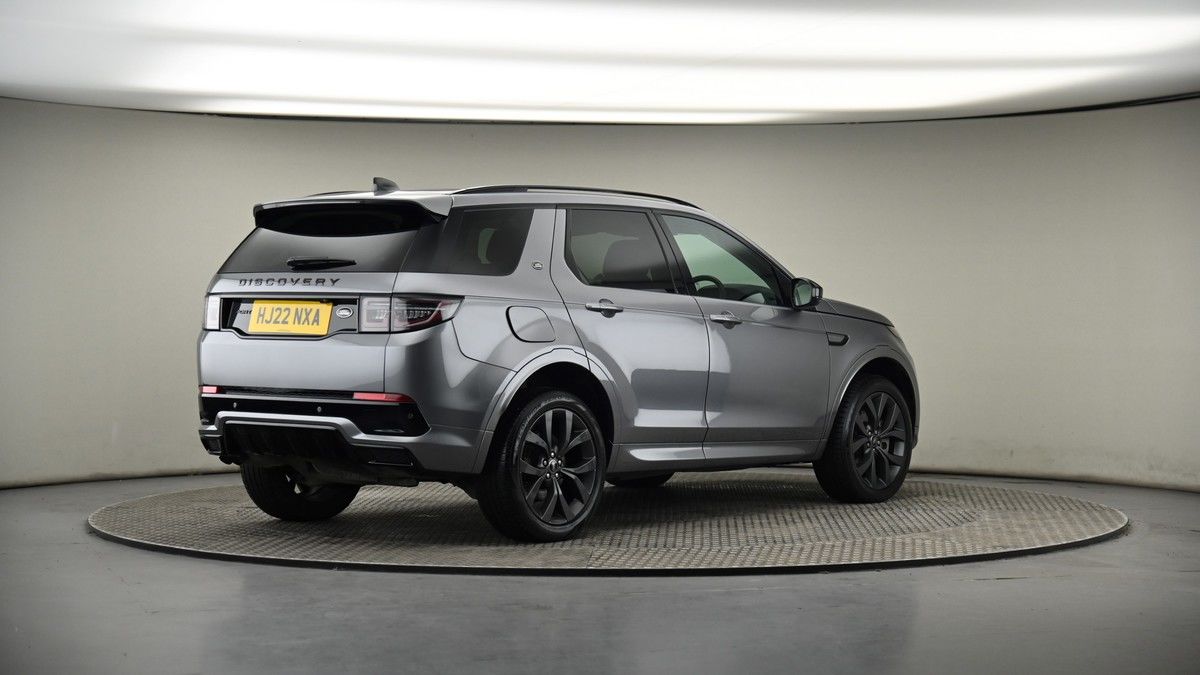 Land Rover Discovery Sport Image 7