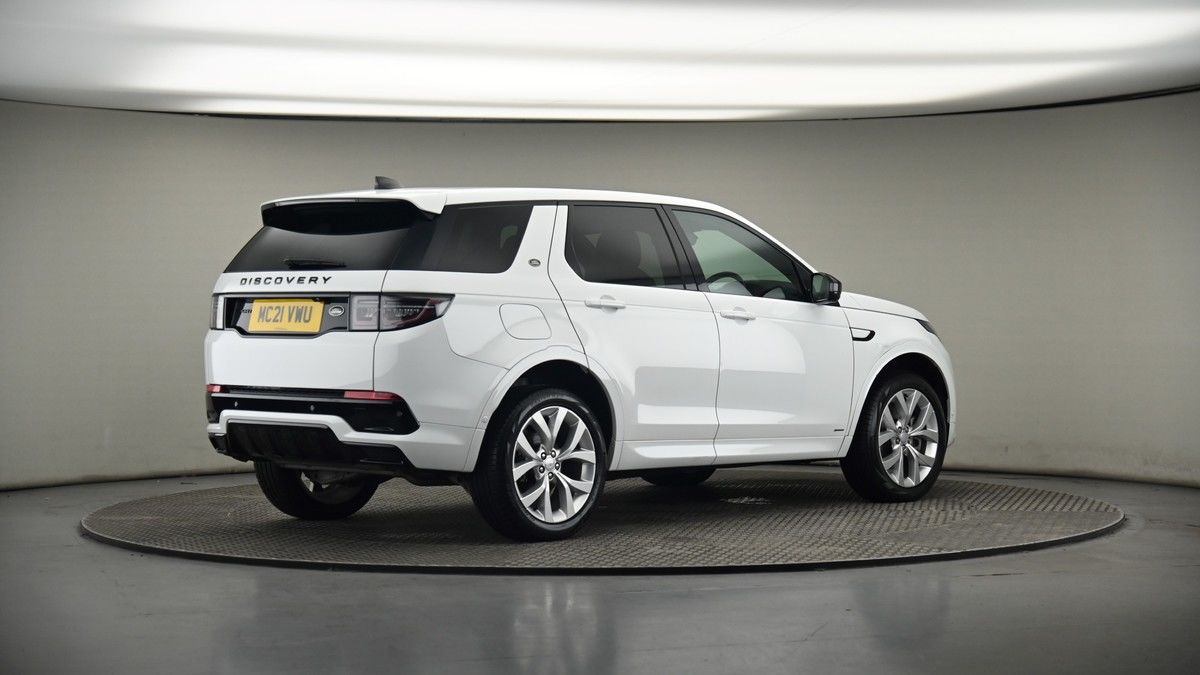 Land Rover Discovery Sport Image 7