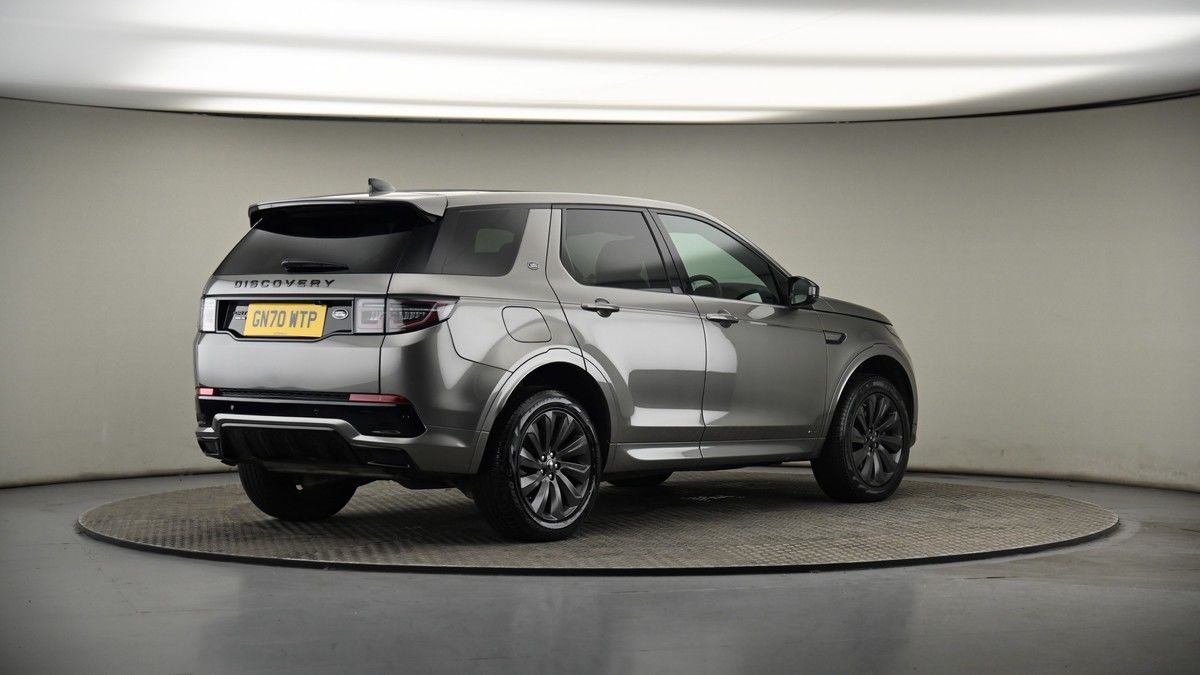 Land Rover Discovery Sport Image 7
