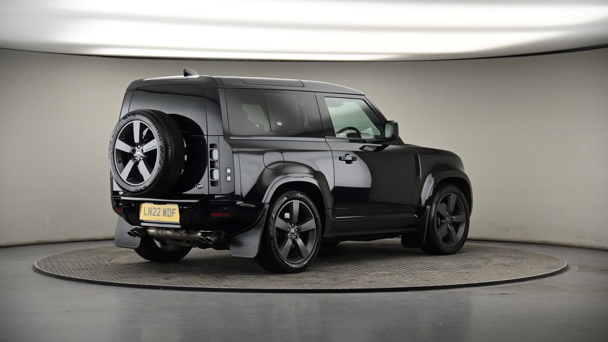 Land Rover Defender 90 Image 7