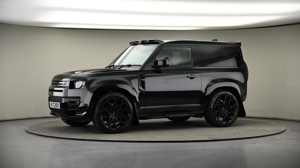 More views of Land Rover Defender 90