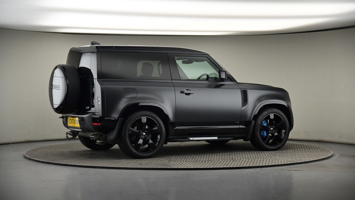 More views of Land Rover Defender 90