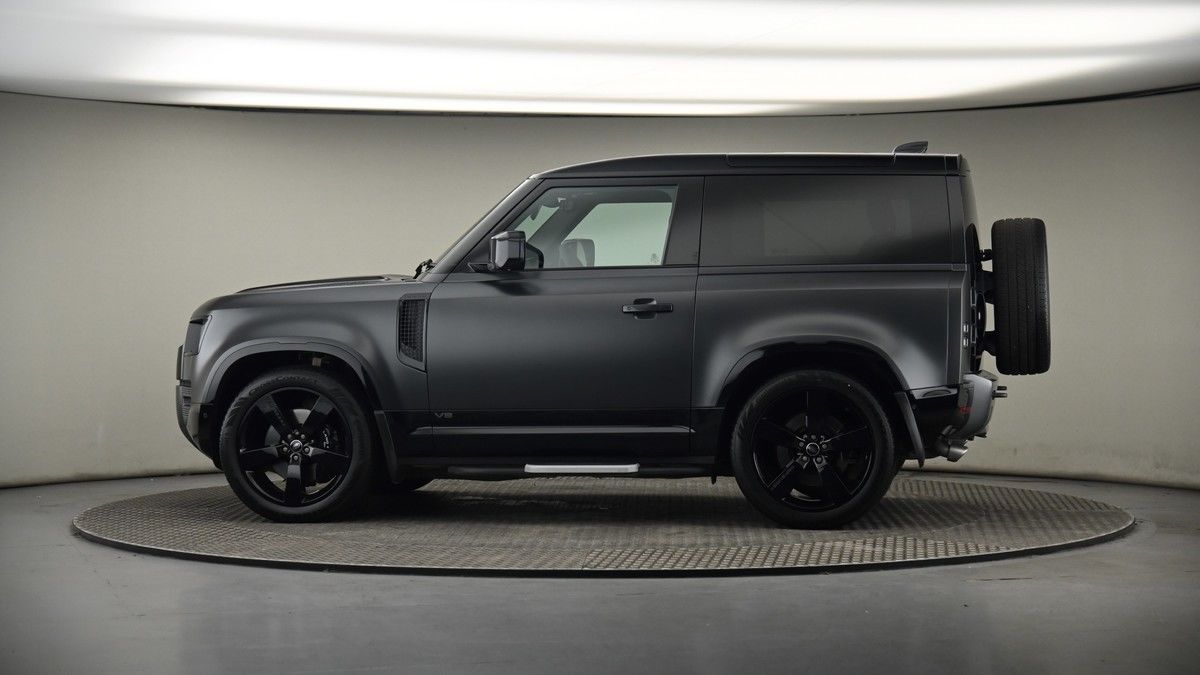 More views of Land Rover Defender 90
